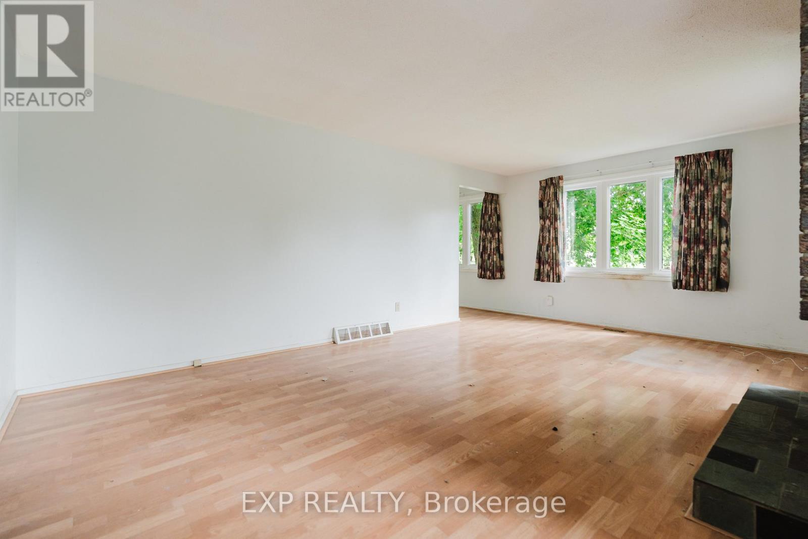 167 Withrow Avenue, Ottawa, Ontario  K2G 2J6 - Photo 6 - X13481646