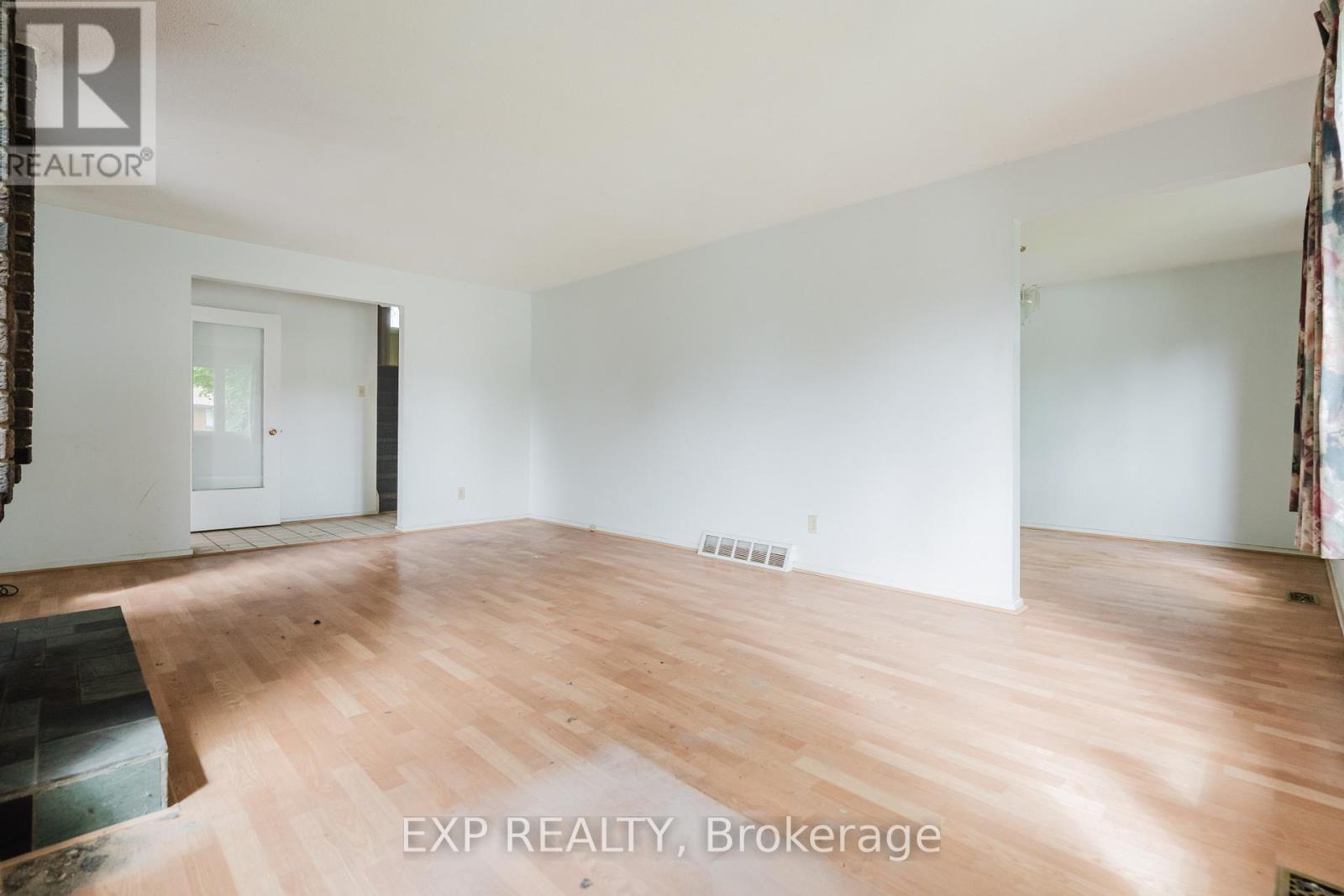 167 Withrow Avenue, Ottawa, Ontario  K2G 2J6 - Photo 8 - X13481646