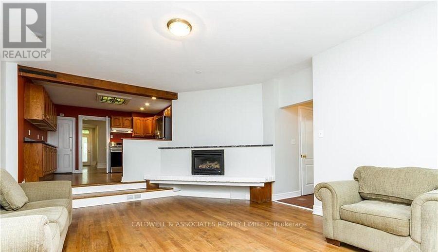 245 Mackay St Street, Ottawa, Ontario  K1M 2B6 - Photo 12 - X13481704