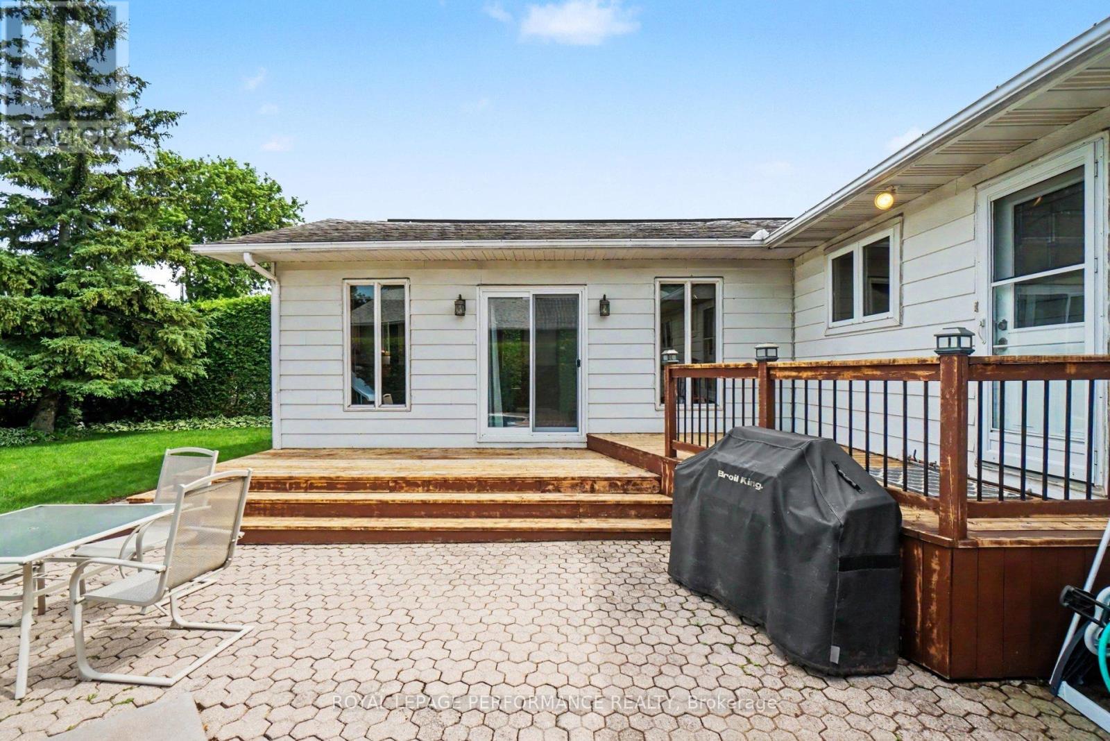 1599 Maxime Street, Ottawa, Ontario  K1B 3K9 - Photo 31 - X13481706