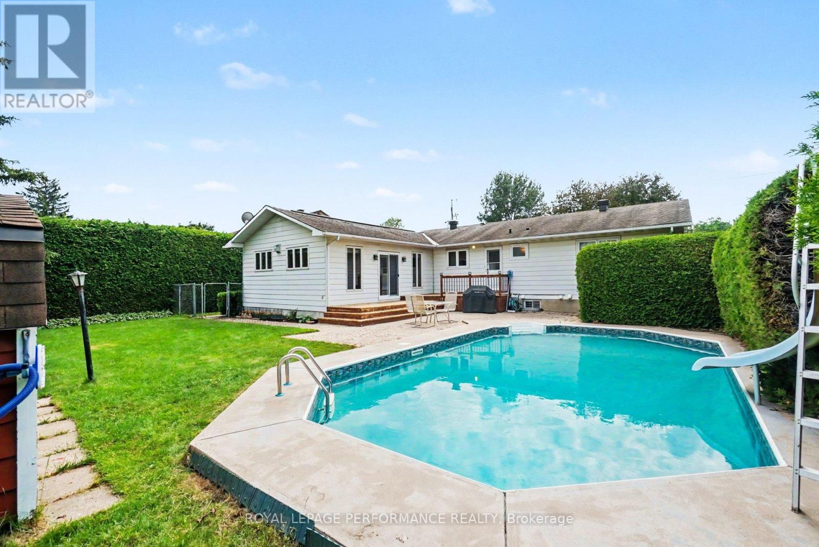 1599 Maxime Street, Ottawa, Ontario  K1B 3K9 - Photo 32 - X13481706