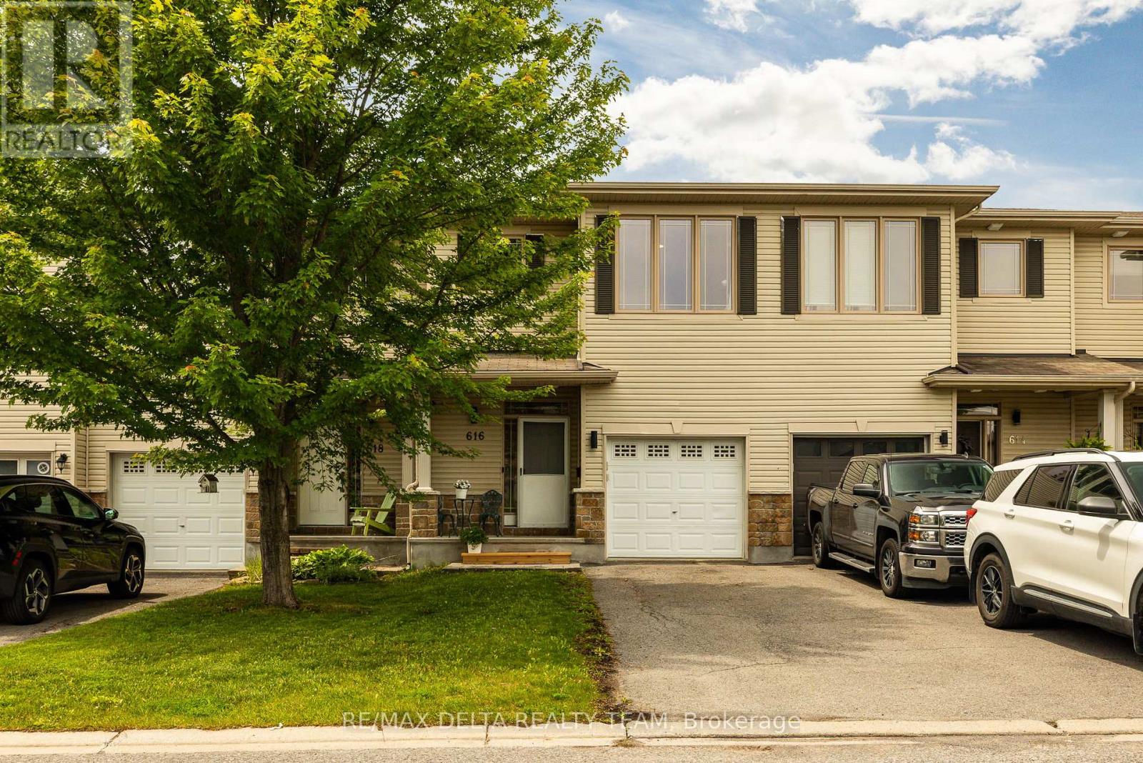 616 SPIKEMOSS PLACE, Ottawa, Ontario