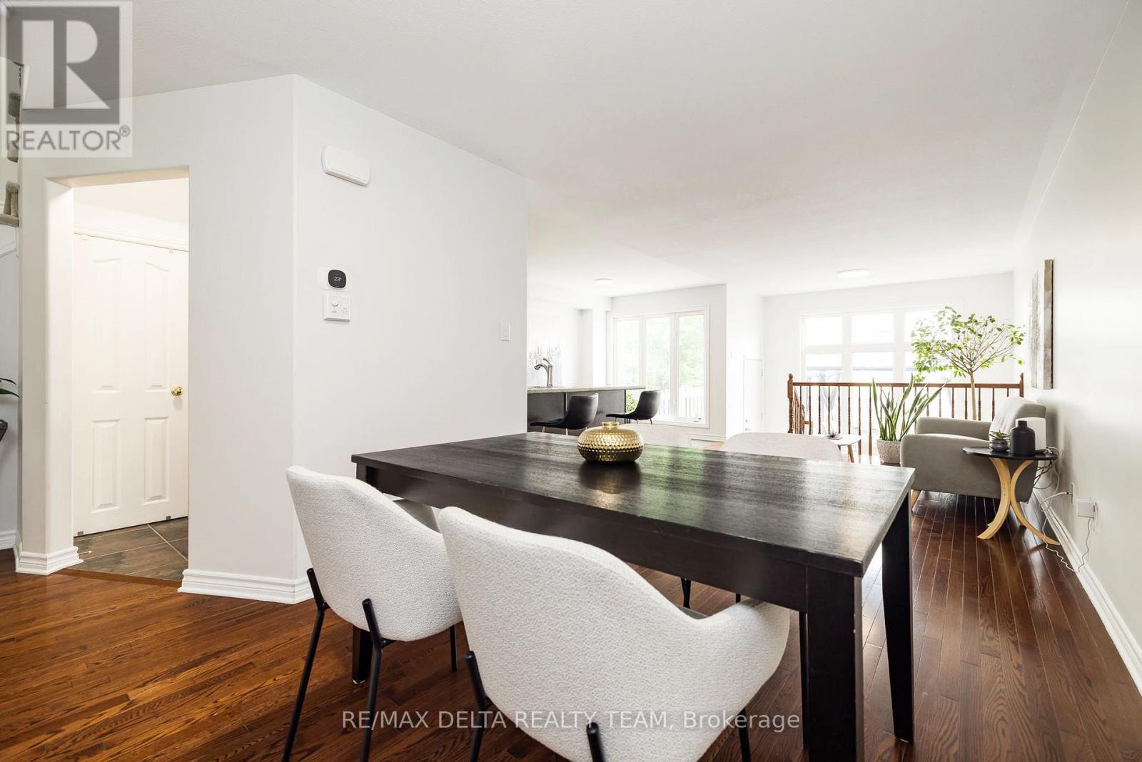 616 Spikemoss Place, Ottawa, Ontario  K4A 0C9 - Photo 2 - X13481750