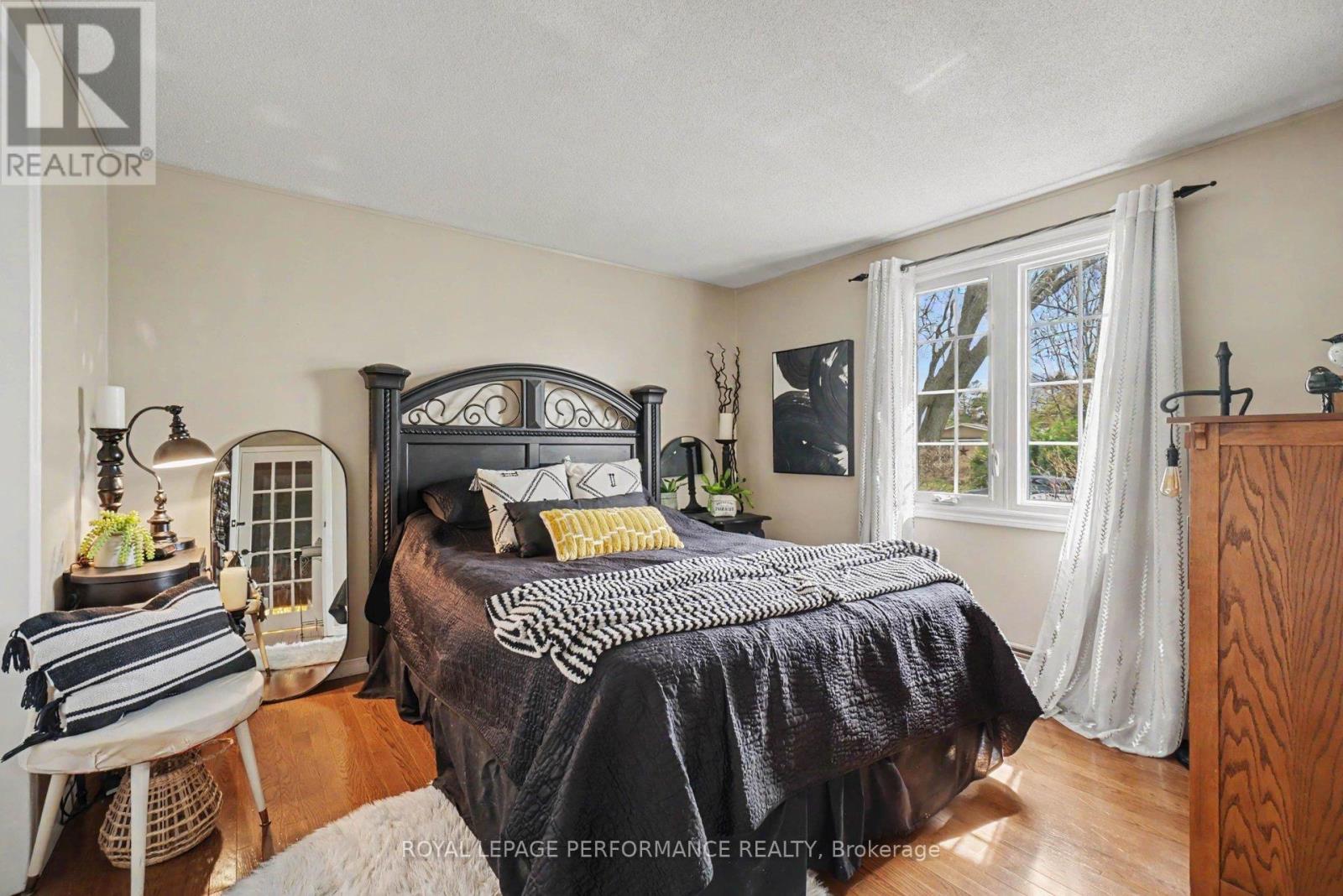 1497 Blackheath Street, Ottawa, Ontario  K1E 1K6 - Photo 14 - X13481754