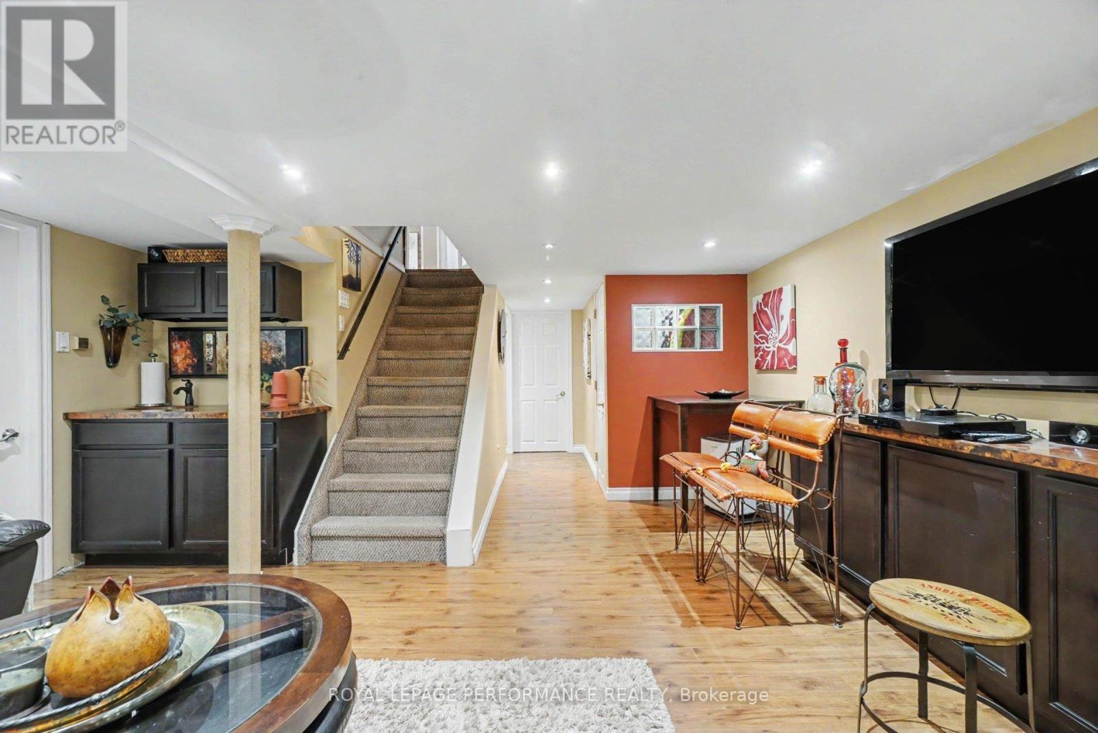1497 Blackheath Street, Ottawa, Ontario  K1E 1K6 - Photo 17 - X13481754
