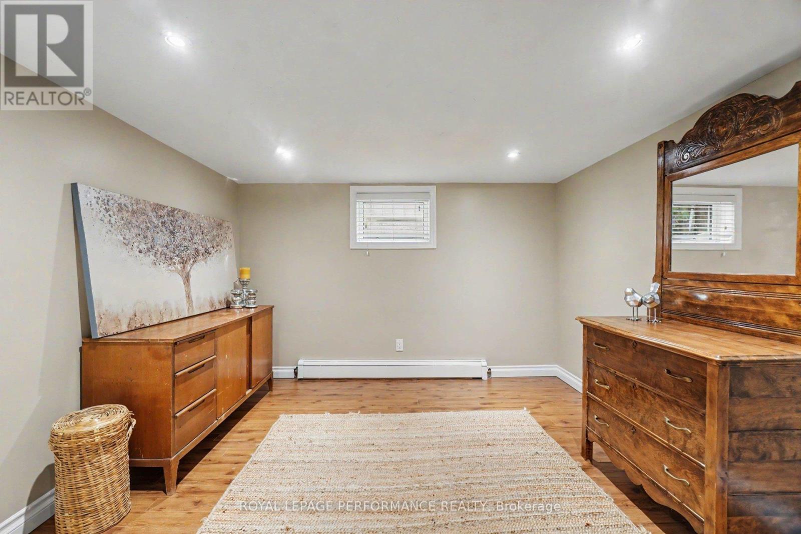 1497 Blackheath Street, Ottawa, Ontario  K1E 1K6 - Photo 23 - X13481754