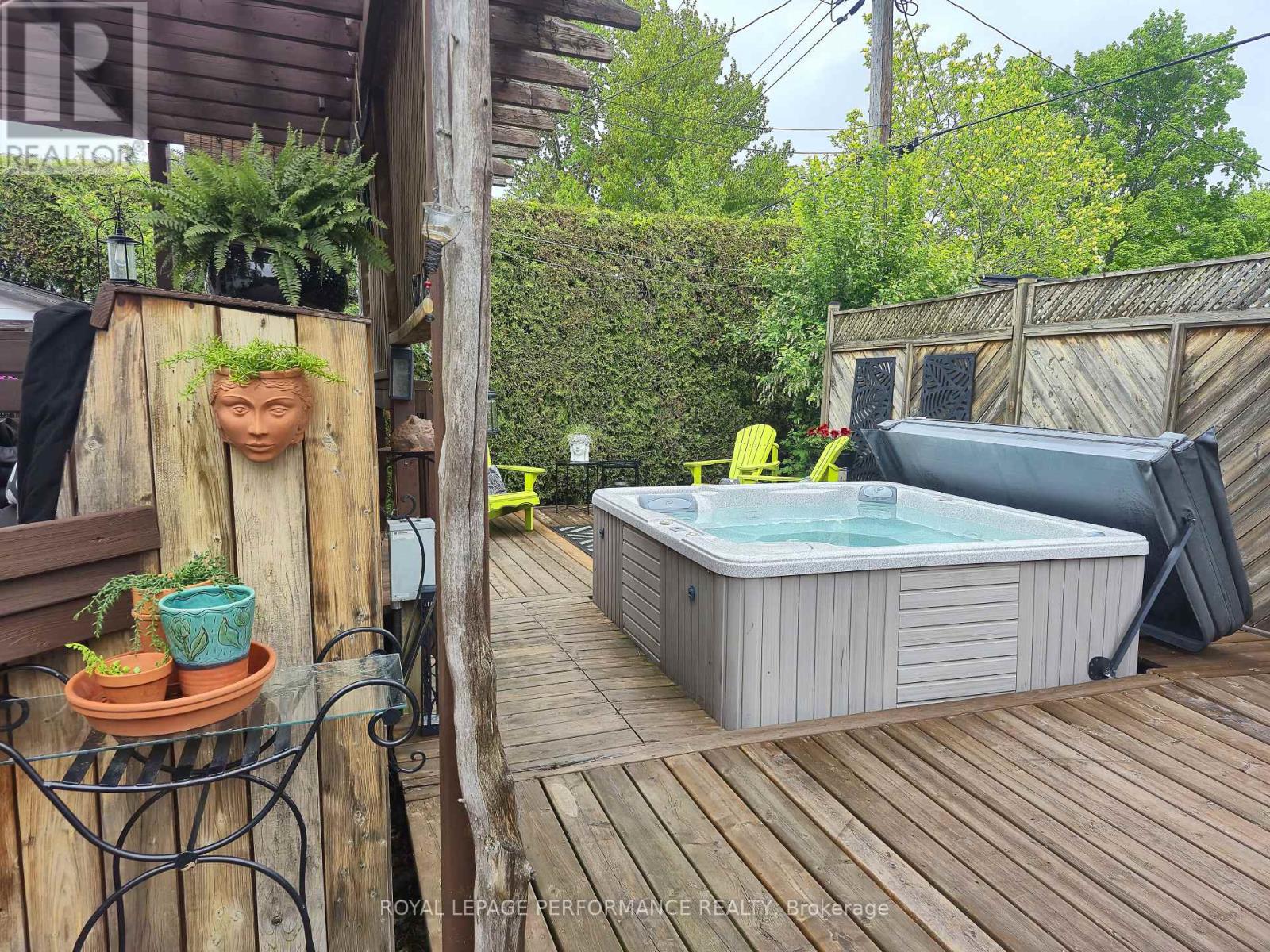 1497 Blackheath Street, Ottawa, Ontario  K1E 1K6 - Photo 27 - X13481754