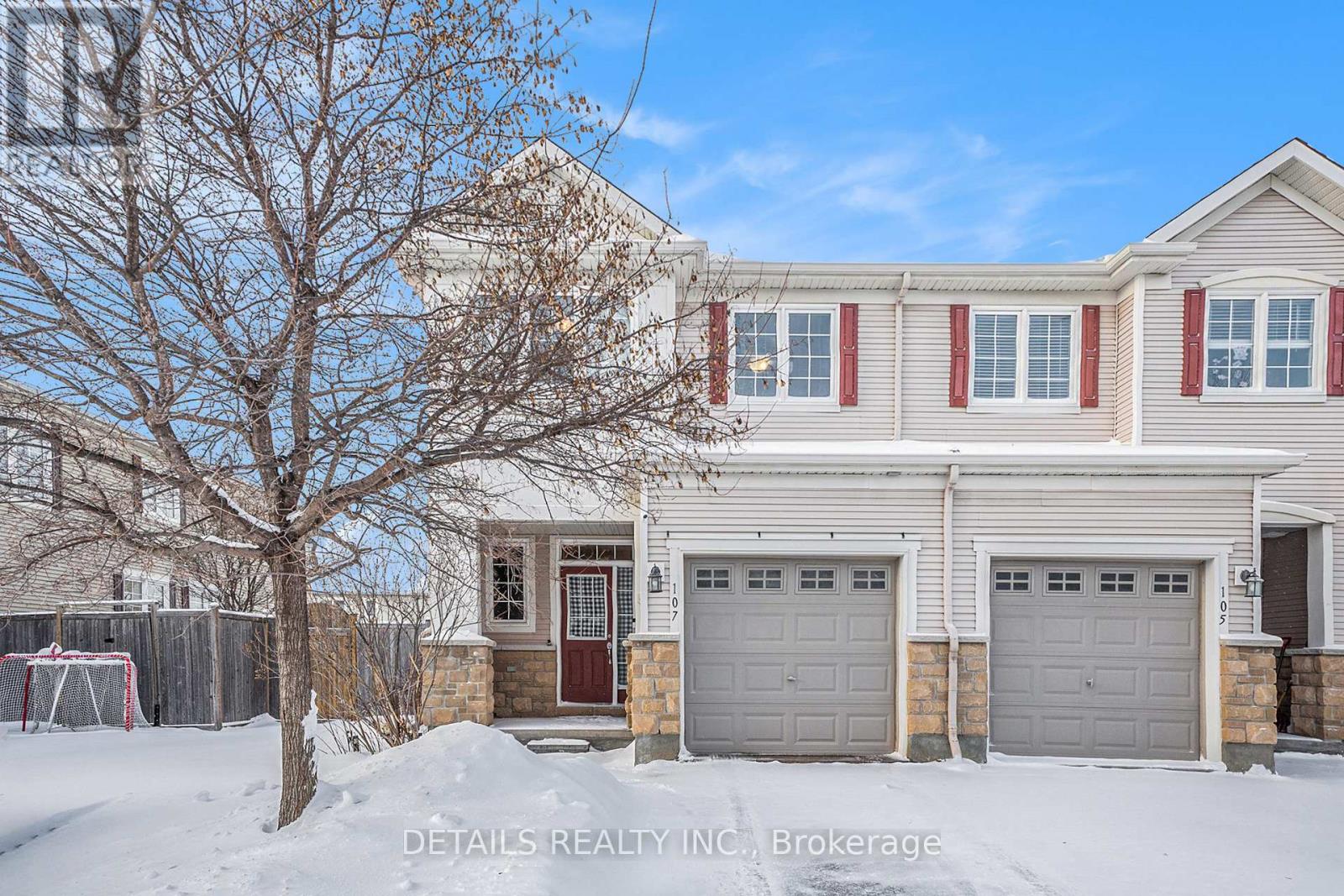 107 LOCHNAW PRIVATE, Ottawa, Ontario
