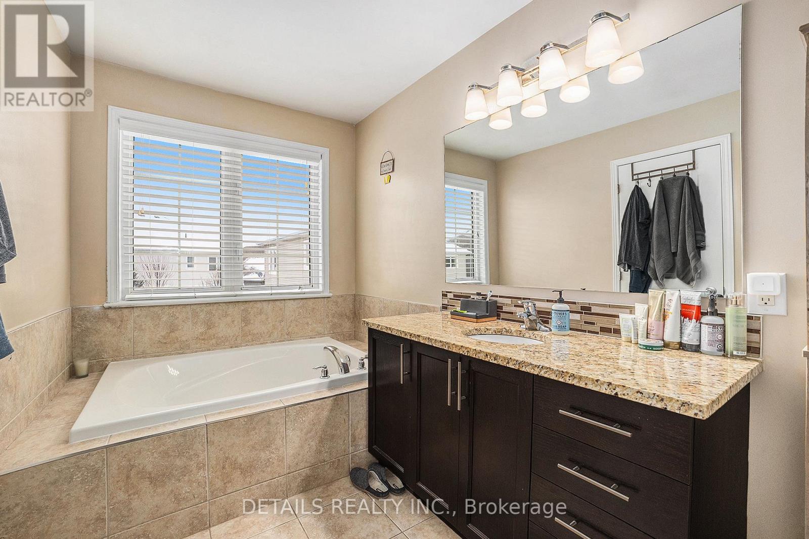 107 Lochnaw Private, Ottawa, Ontario  K2J 0Z5 - Photo 15 - X13481768