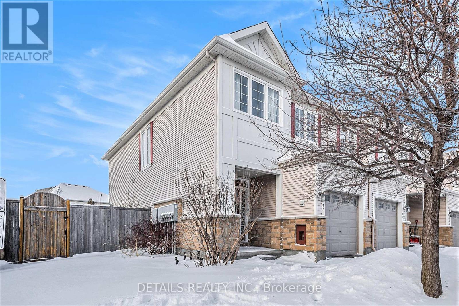 107 Lochnaw Private, Ottawa, Ontario  K2J 0Z5 - Photo 2 - X13481768
