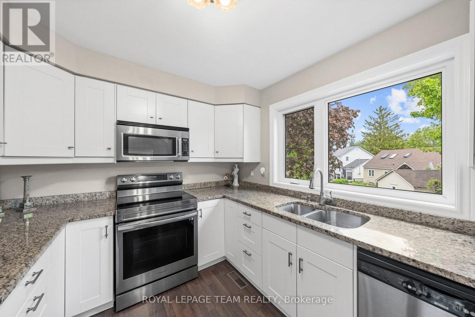 6 - 625 Richmond Road, Ottawa, Ontario  K2A 0G6 - Photo 11 - X13481790