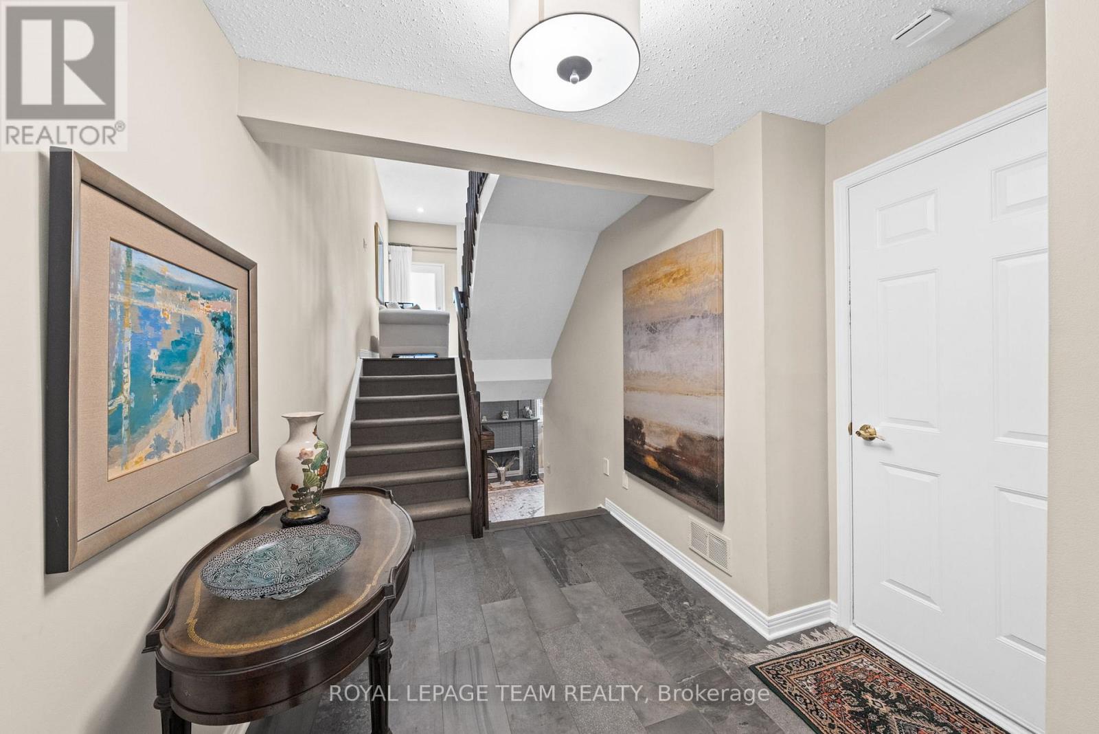 6 - 625 Richmond Road, Ottawa, Ontario  K2A 0G6 - Photo 4 - X13481790