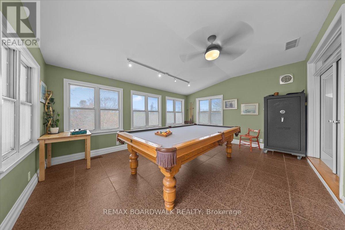 2464 Scrivens Drive, Ottawa, Ontario  K0A 2P0 - Photo 11 - X13481800