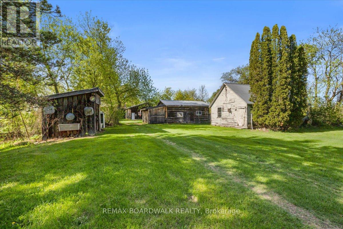 2464 Scrivens Drive, Ottawa, Ontario  K0A 2P0 - Photo 39 - X13481800