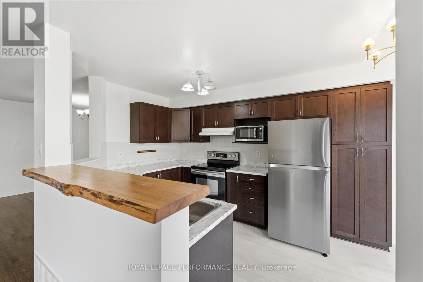 277 Rolling Meadow Crescent, Ottawa, Ontario  K1W 0A8 - Photo 11 - X13481812