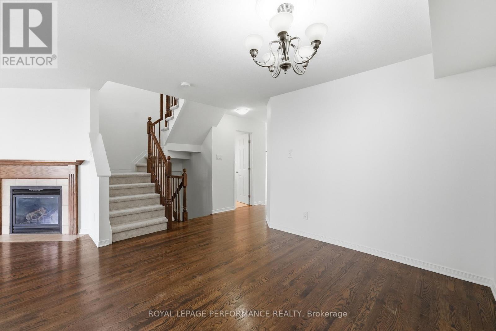 277 Rolling Meadow Crescent, Ottawa, Ontario  K1W 0A8 - Photo 6 - X13481812