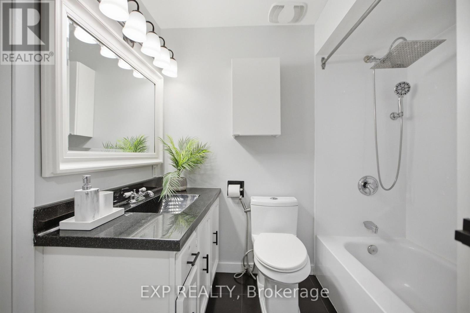 2092 Eric Crescent, Ottawa, Ontario  K1B 4P4 - Photo 16 - X13481906