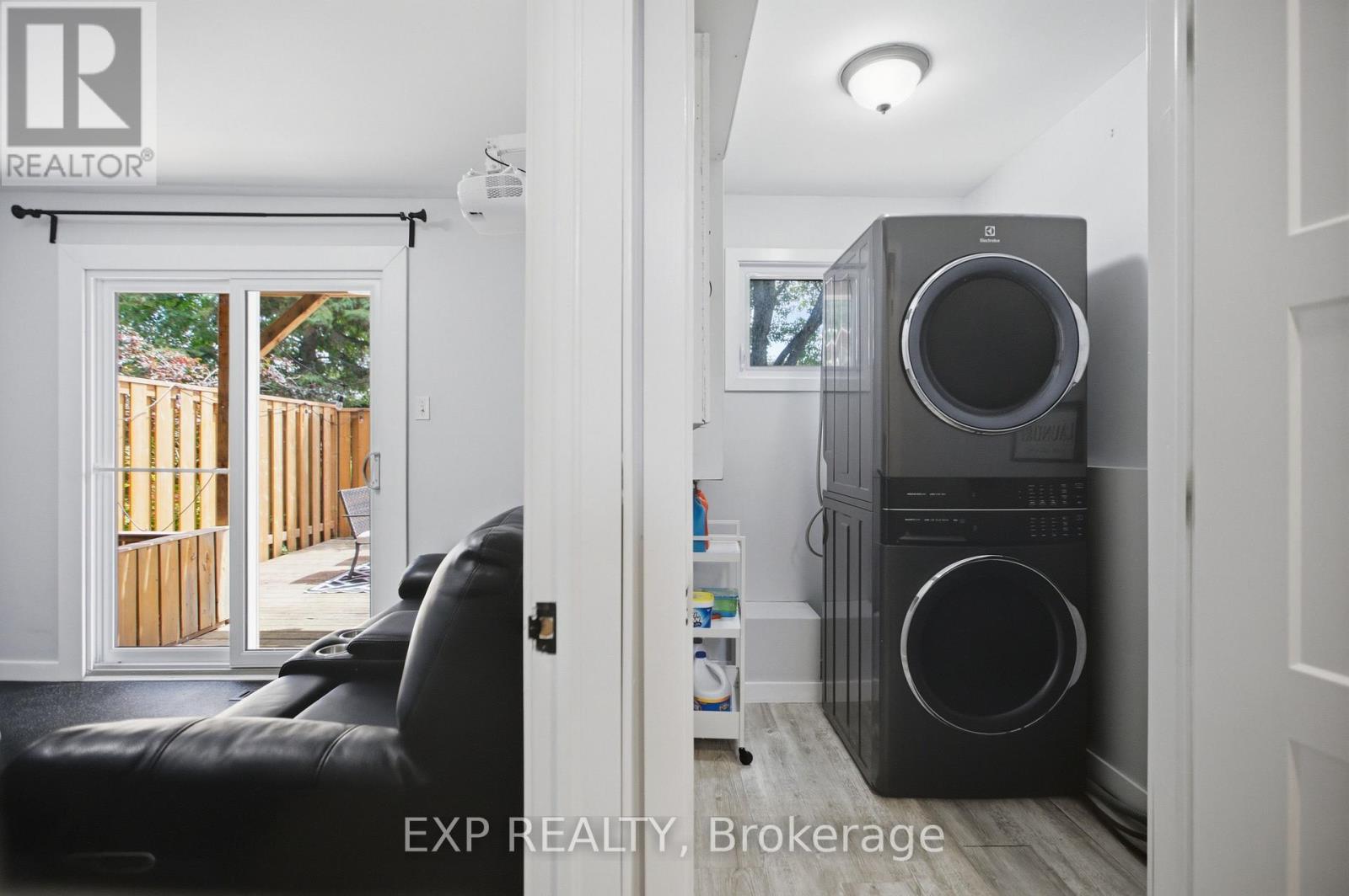2092 Eric Crescent, Ottawa, Ontario  K1B 4P4 - Photo 19 - X13481906