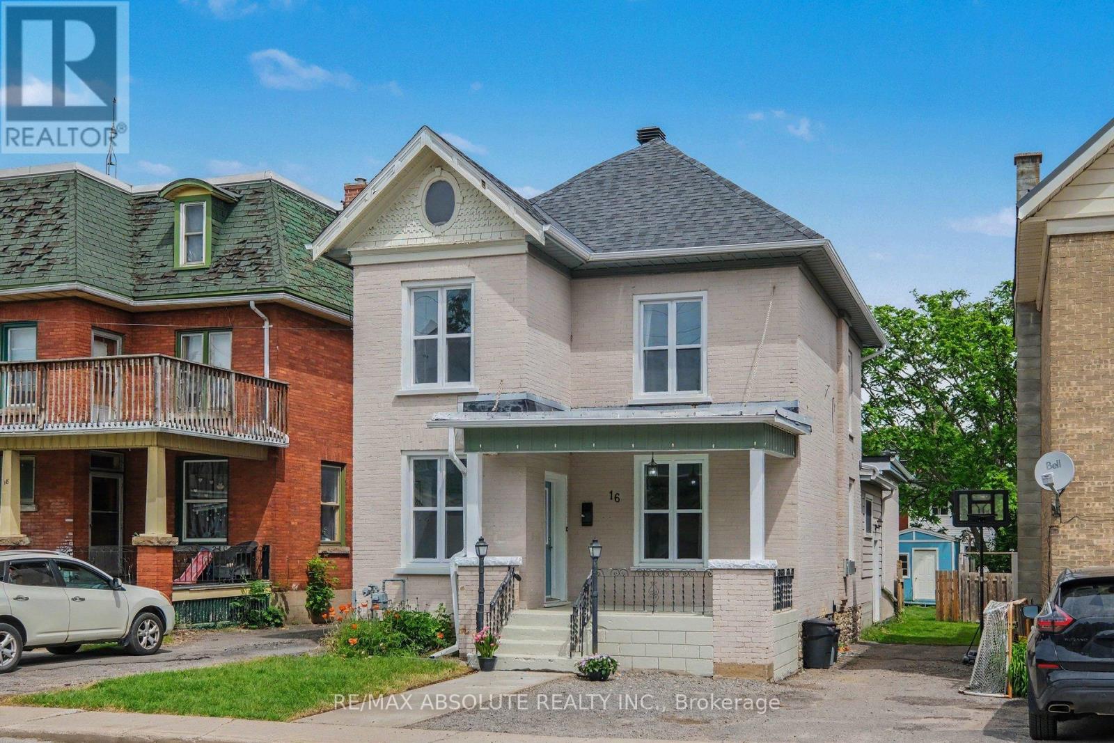 16 Glen Avenue, Smiths Falls, Ontario  K7A 1S2 - Photo 2 - X13481936