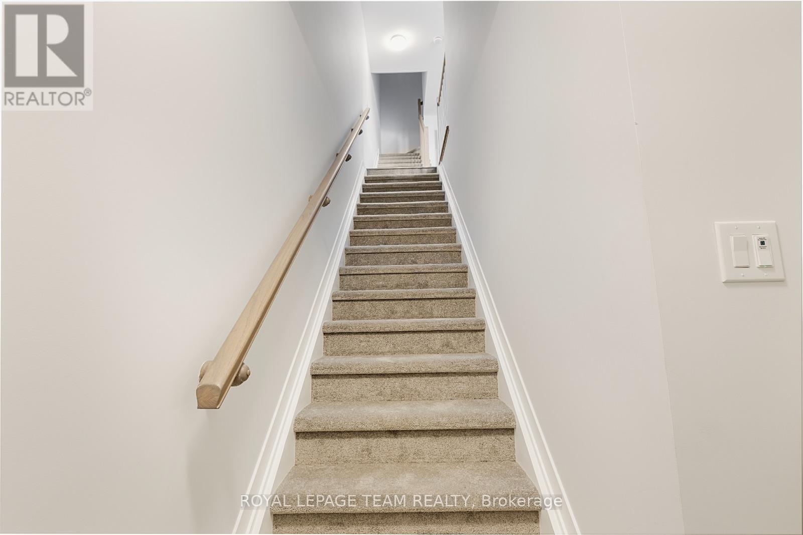 320 Parnian Private, Ottawa, Ontario  K2J 7K5 - Photo 2 - X13482004