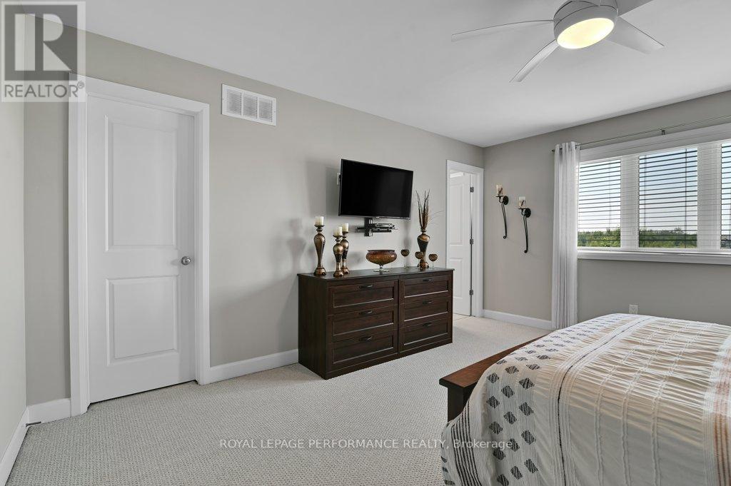 279 Mountain Sorrel Way, Ottawa, Ontario  K4A 1H6 - Photo 24 - X13482044