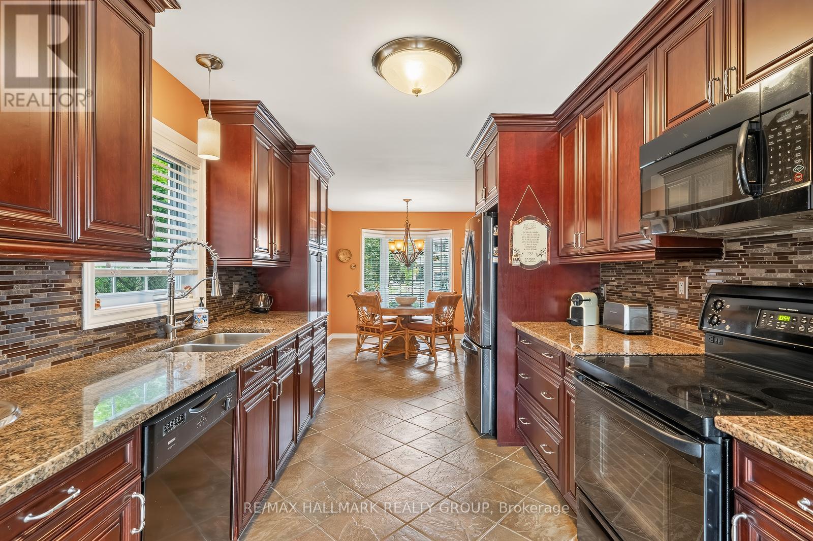 511 Deancourt Crescent, Ottawa, Ontario  K4A 3G4 - Photo 12 - X13482054