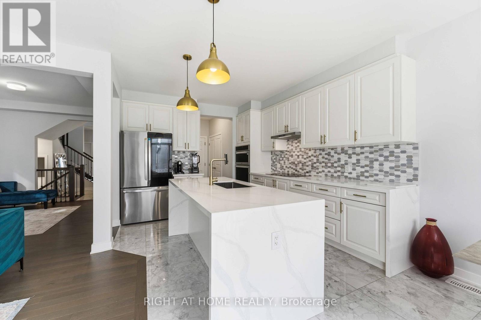 105 Alamo Street, Ottawa, Ontario  K2J 6H1 - Photo 11 - X13482136
