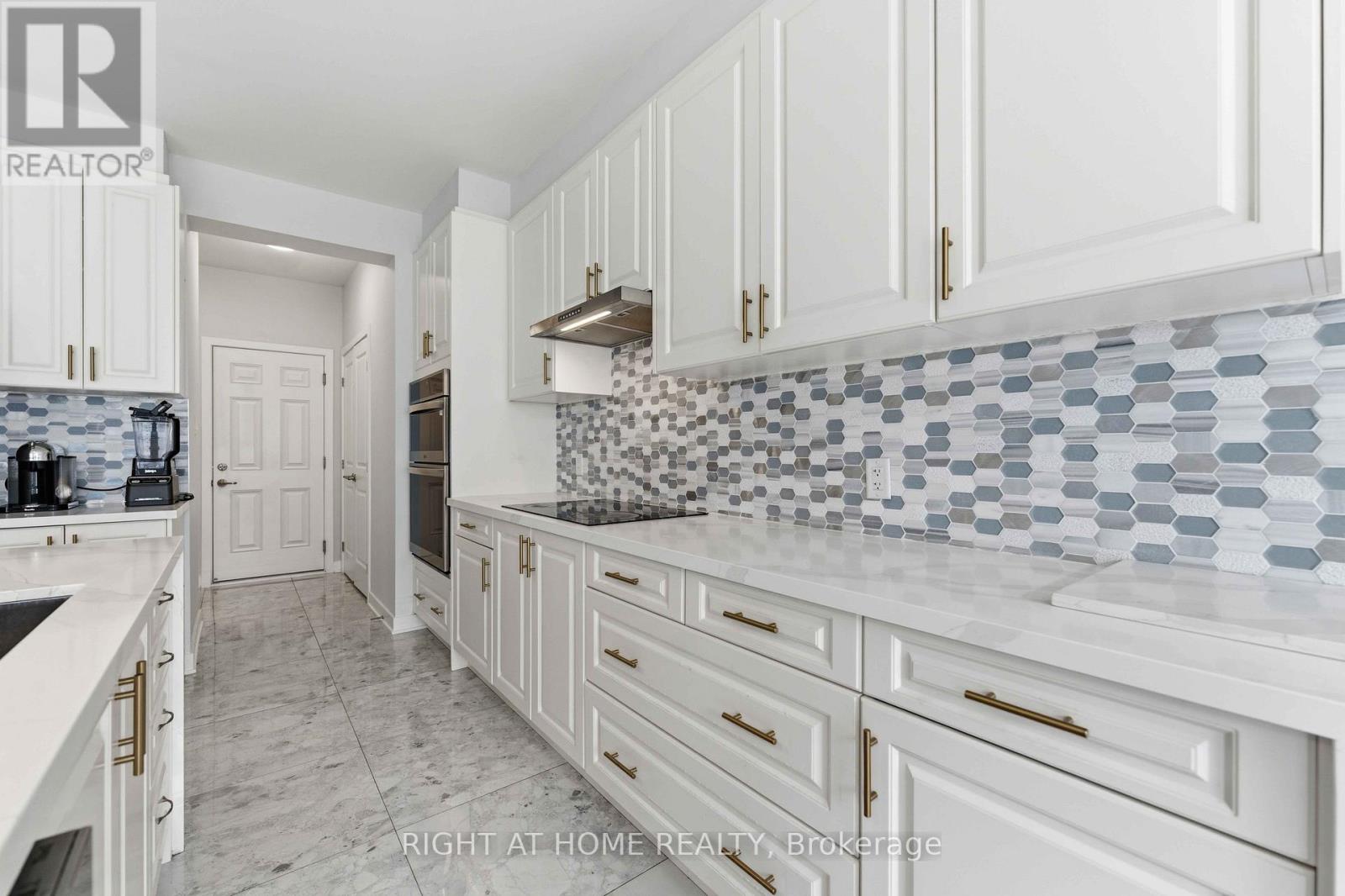 105 Alamo Street, Ottawa, Ontario  K2J 6H1 - Photo 14 - X13482136