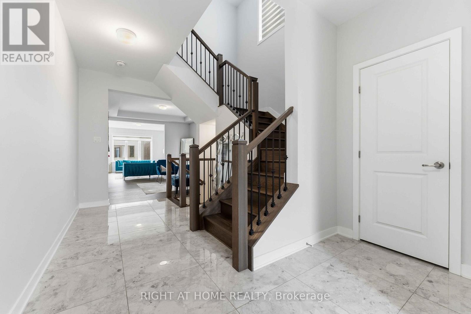 105 Alamo Street, Ottawa, Ontario  K2J 6H1 - Photo 18 - X13482136
