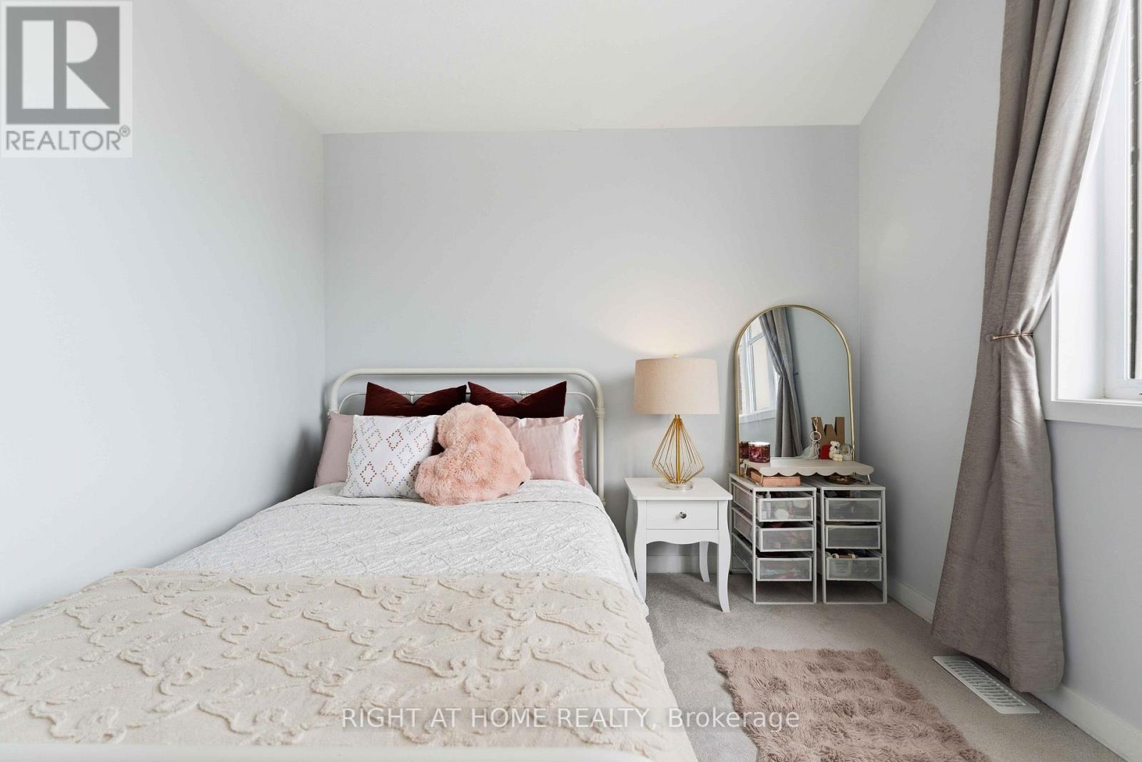 105 Alamo Street, Ottawa, Ontario  K2J 6H1 - Photo 36 - X13482136