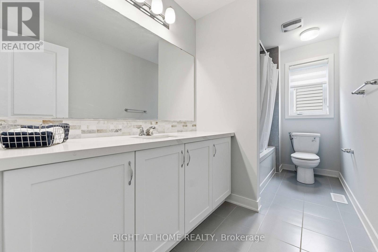 105 Alamo Street, Ottawa, Ontario  K2J 6H1 - Photo 38 - X13482136