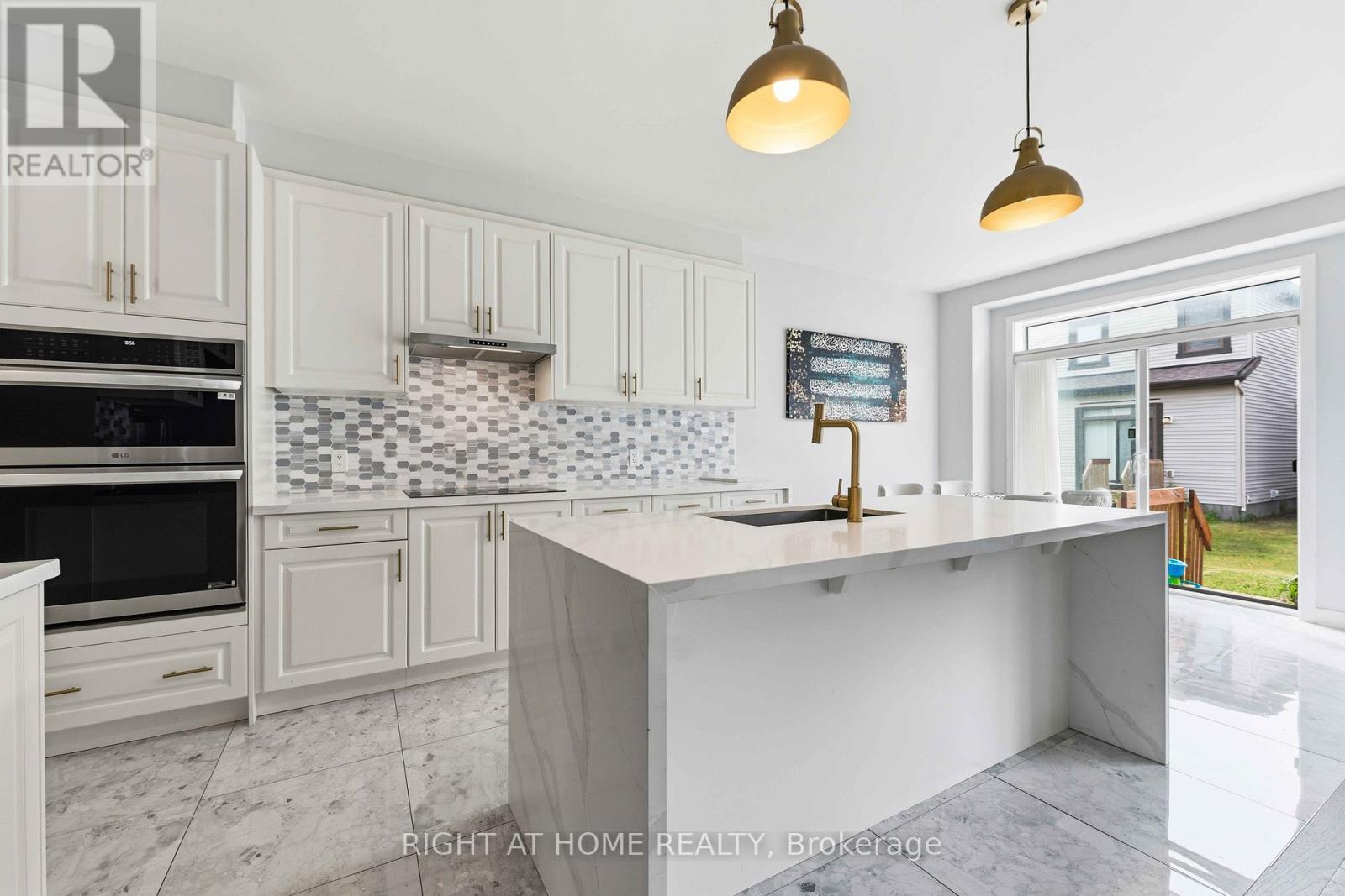 105 Alamo Street, Ottawa, Ontario  K2J 6H1 - Photo 7 - X13482136