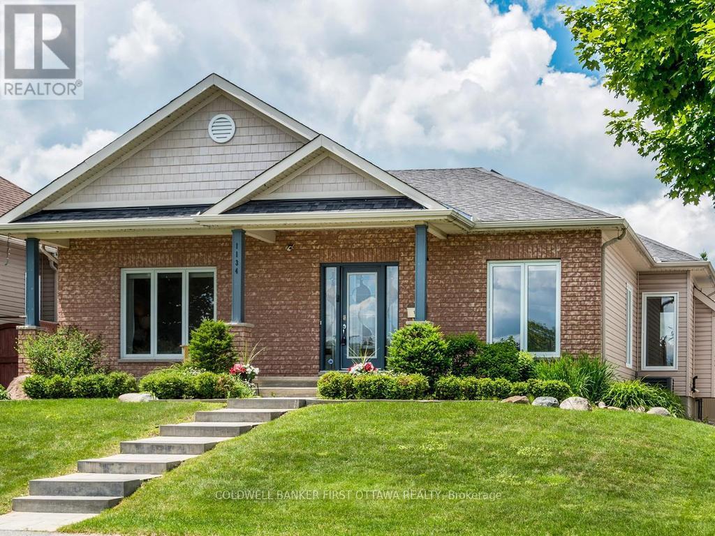 1134 Stittsville Main Street, Ottawa, Ontario  K2S 0B9 - Photo 1 - X13482298
