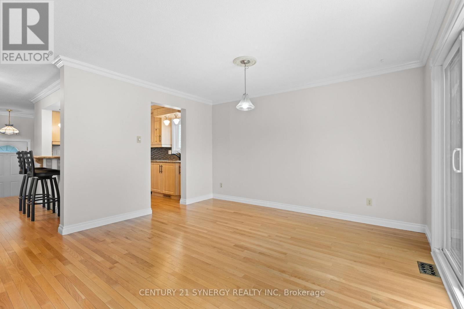 1626 Prestwick Drive, Ottawa, Ontario  K1E 2Y1 - Photo 14 - X13482400