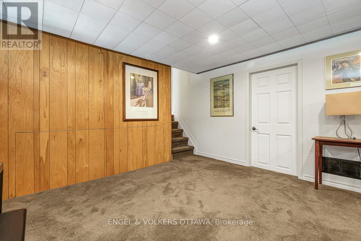 1131 Cameo Drive, Ottawa, Ontario  K2C 1Y6 - Photo 39 - X13482542