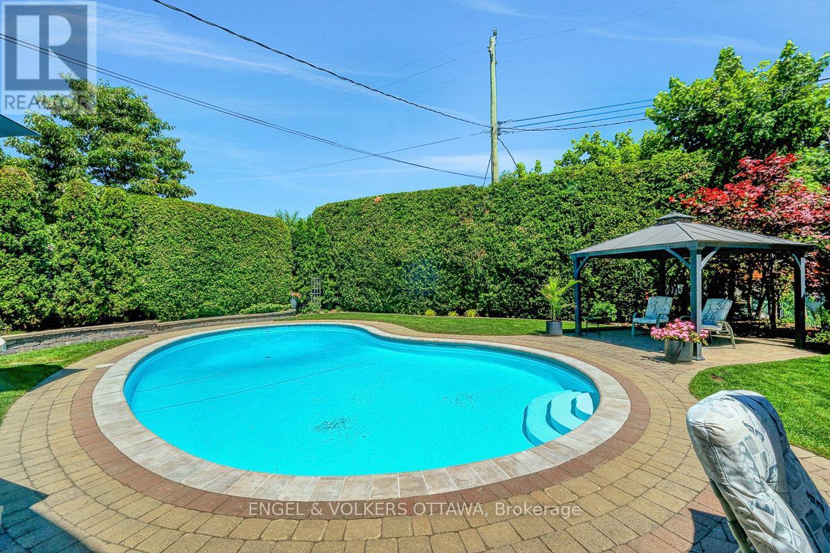 1131 Cameo Drive, Ottawa, Ontario  K2C 1Y6 - Photo 43 - X13482542