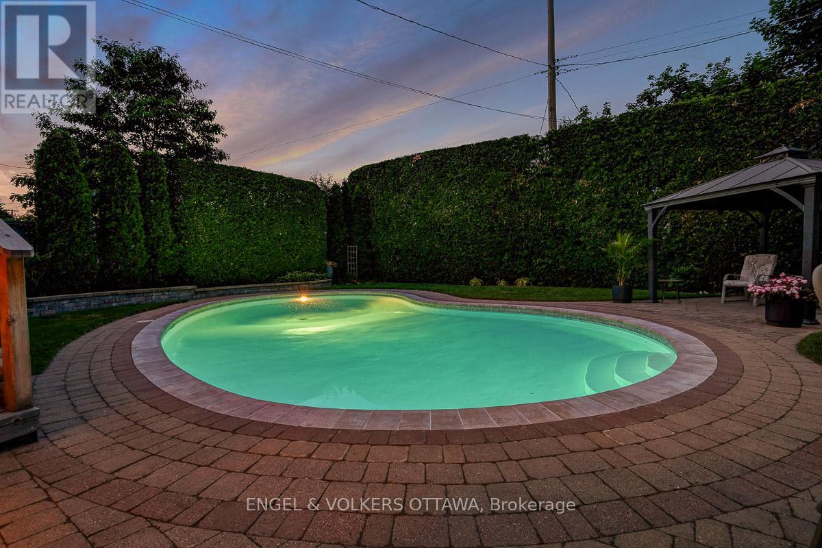 1131 Cameo Drive, Ottawa, Ontario  K2C 1Y6 - Photo 44 - X13482542