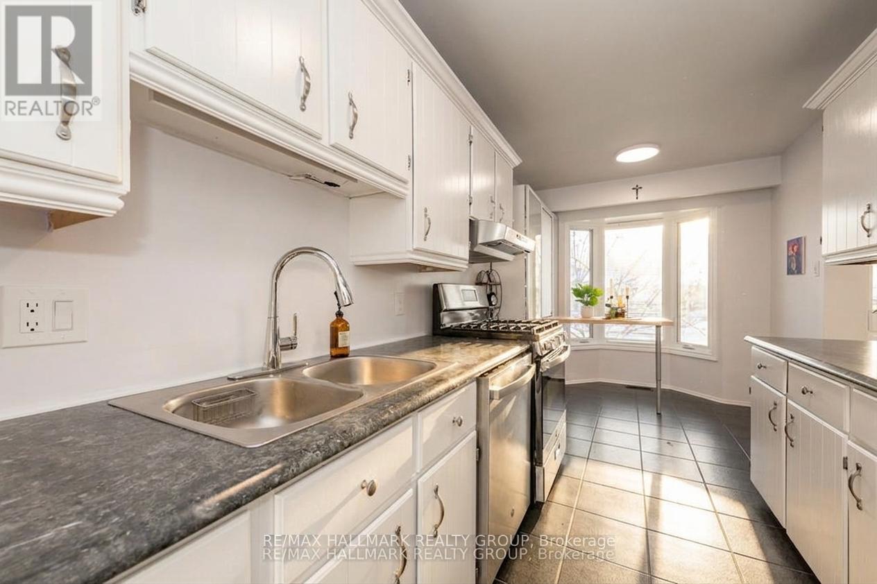 6382 St. Louis Drive, Ottawa, Ontario  K1C 2Y1 - Photo 6 - X13482714