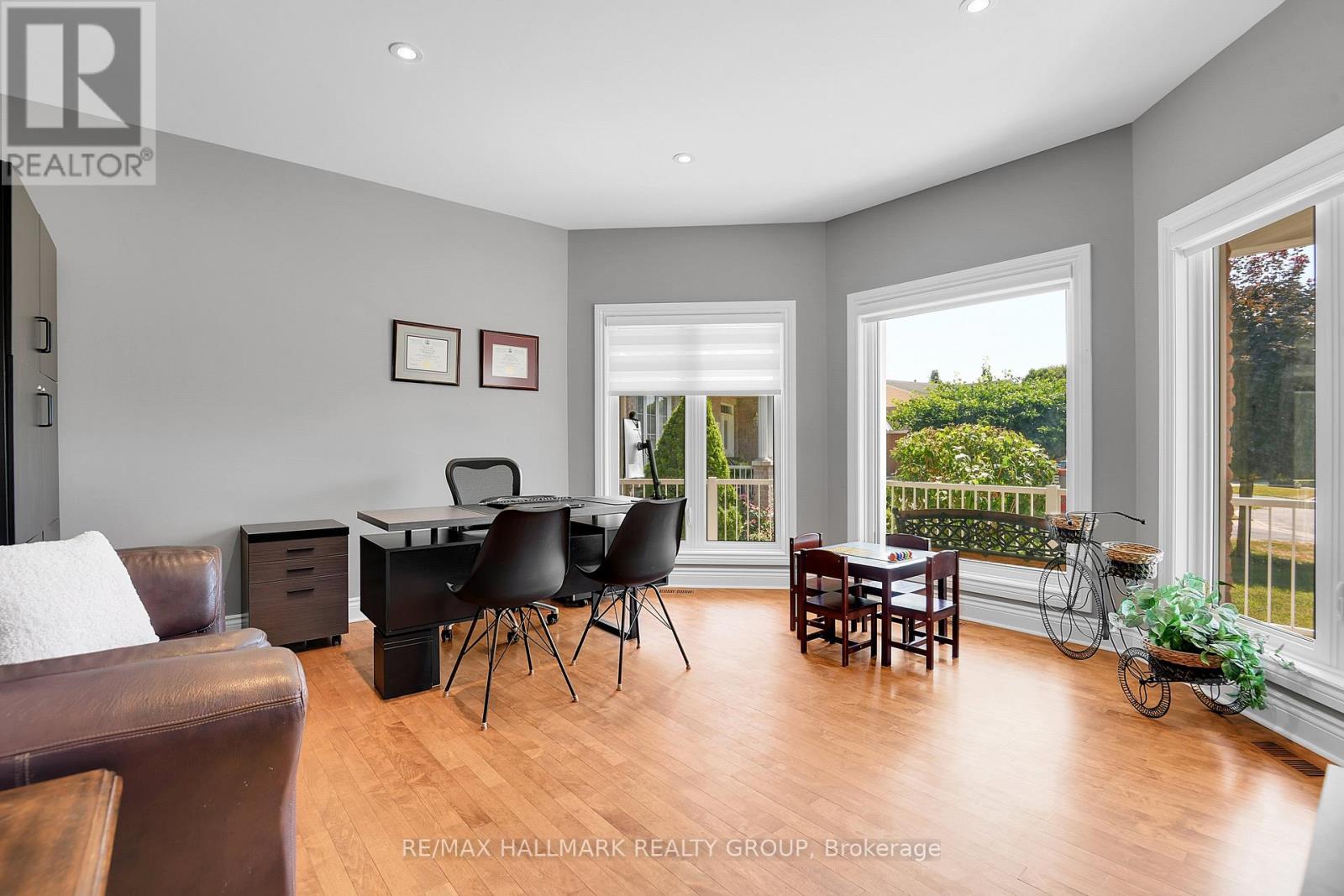 1705 Silver Bark Avenue, Ottawa, Ontario  K1C 7A9 - Photo 5 - X13482740
