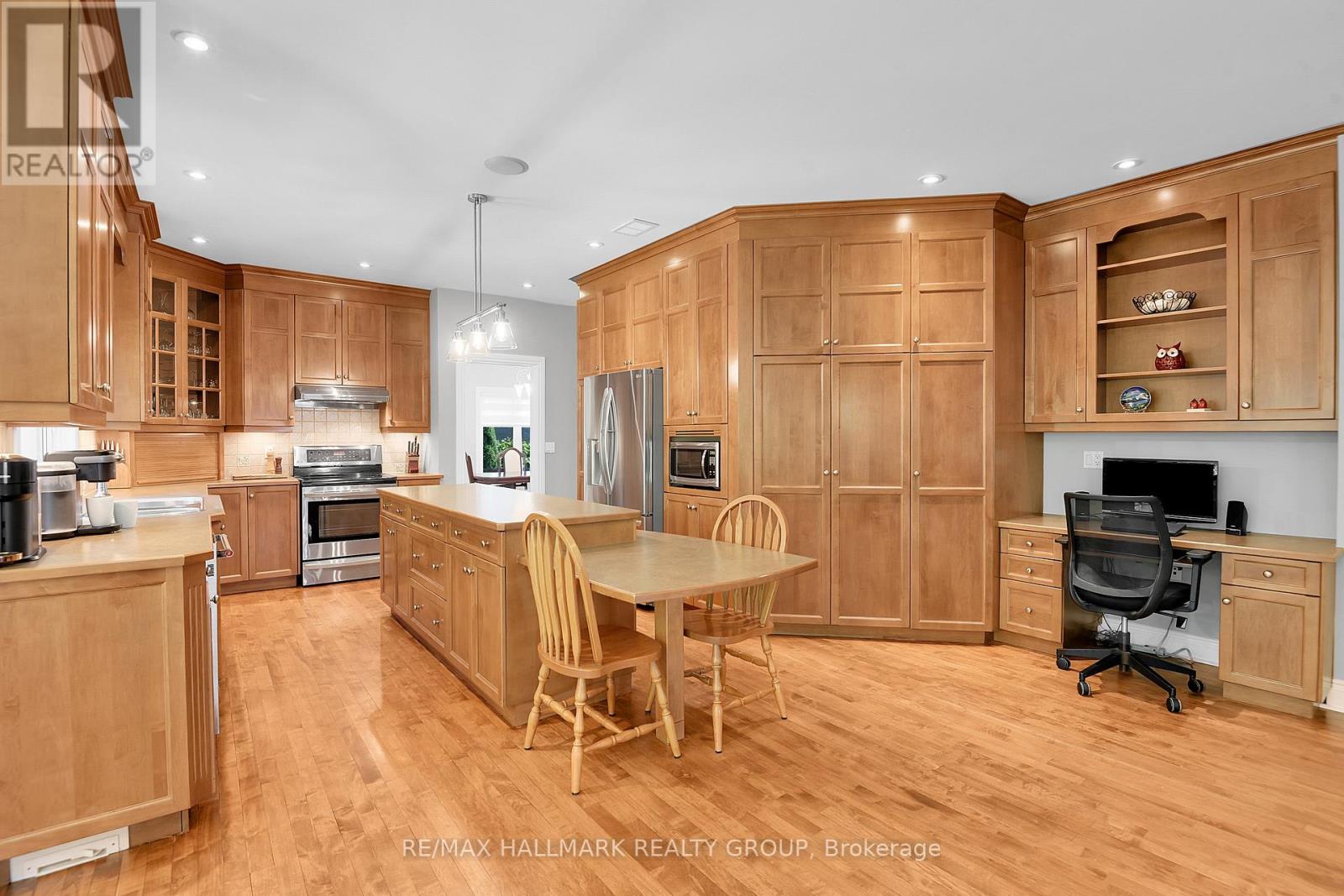 1705 Silver Bark Avenue, Ottawa, Ontario  K1C 7A9 - Photo 9 - X13482740
