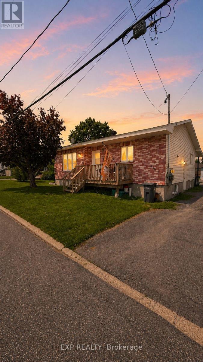 466-468 Catherine Street, Hawkesbury, Ontario  K6A 1Z9 - Photo 2 - X13482810