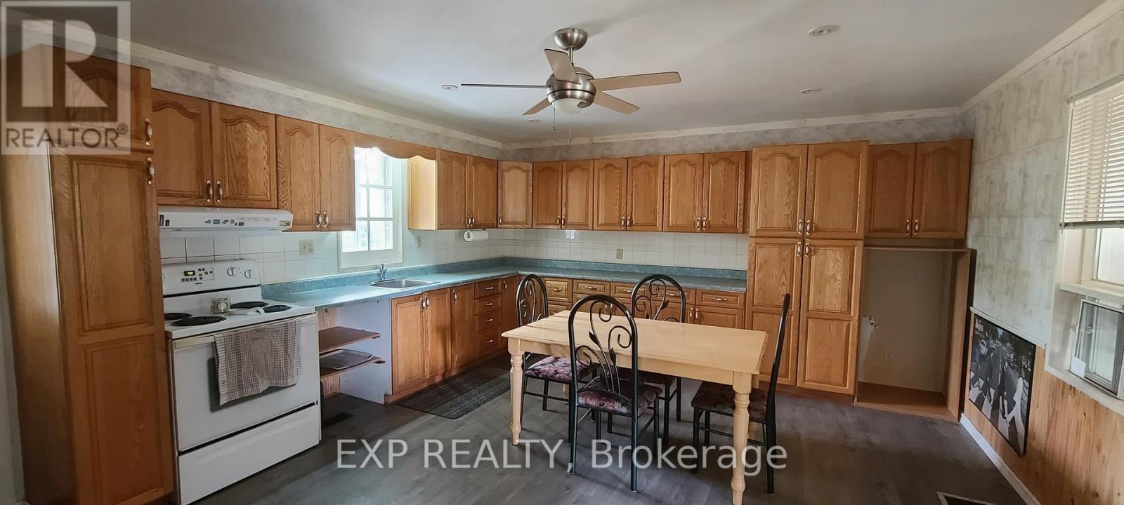 3620 Carriere Road, Alfred And Plantagenet, Ontario  K0B 1A0 - Photo 4 - X13482962