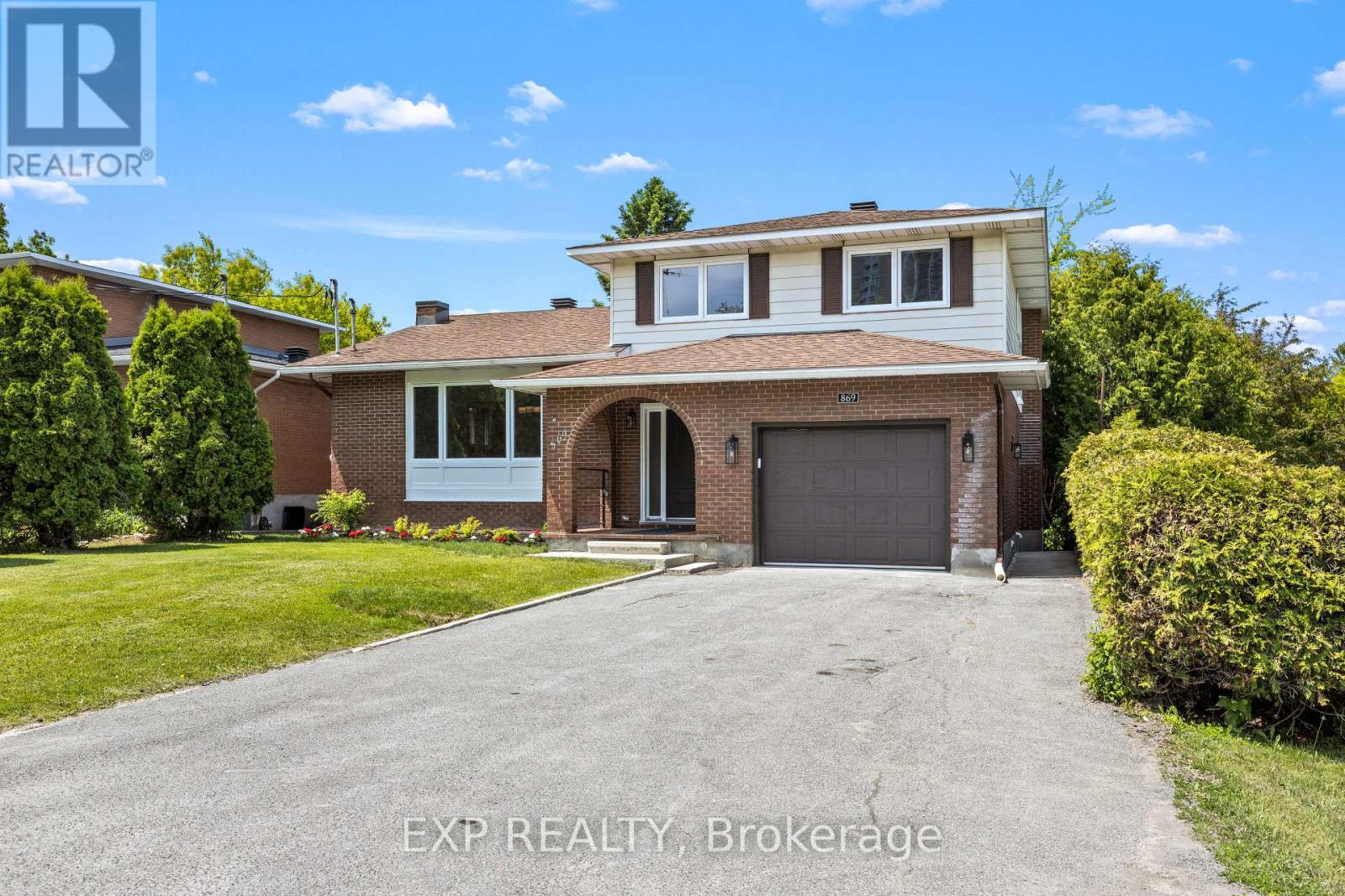 869 Maryland Avenue, Ottawa, Ontario  K2C 3L2 - Photo 2 - X13483004