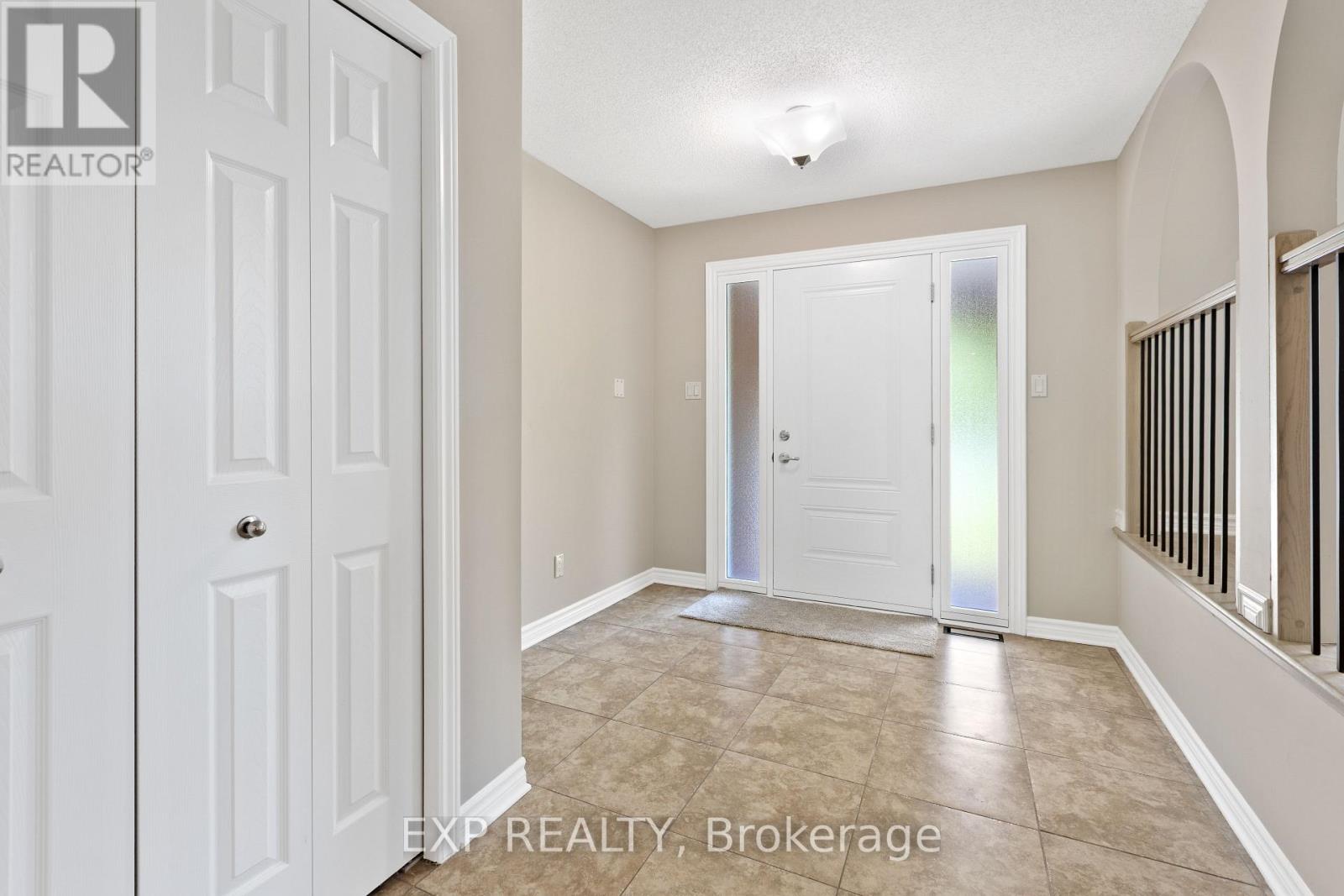 869 Maryland Avenue, Ottawa, Ontario  K2C 3L2 - Photo 4 - X13483004