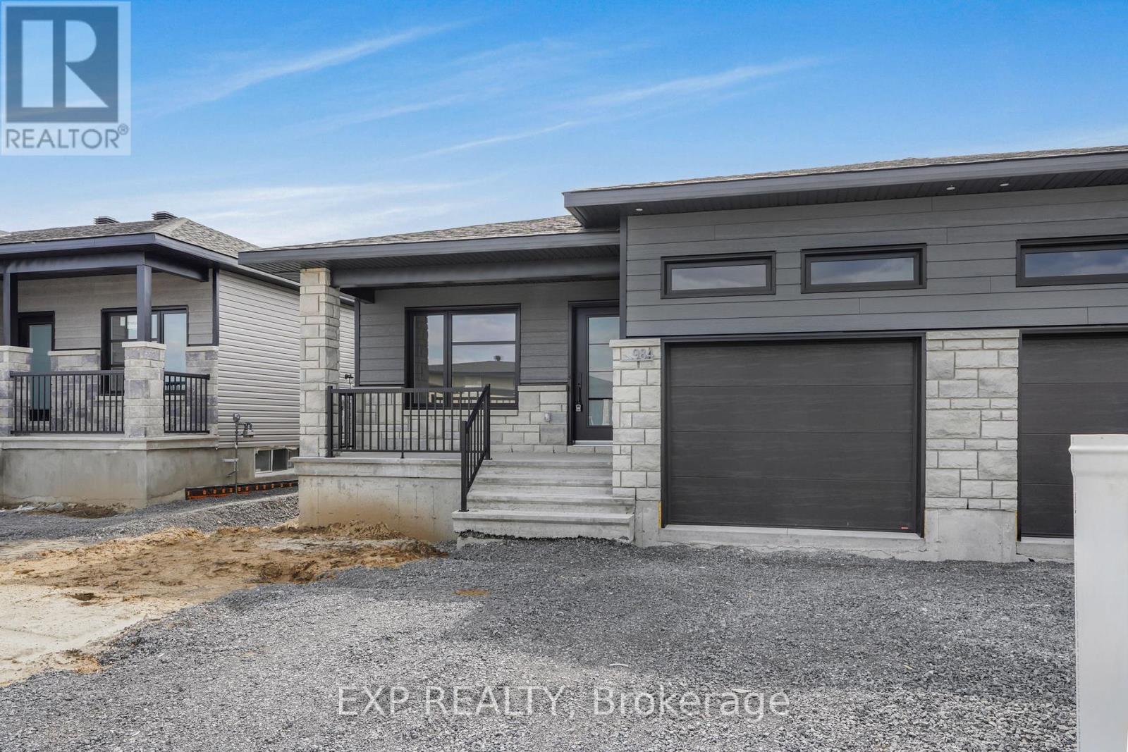995 Katia Street, The Nation, Ontario  K0A 2M0 - Photo 2 - X13483254