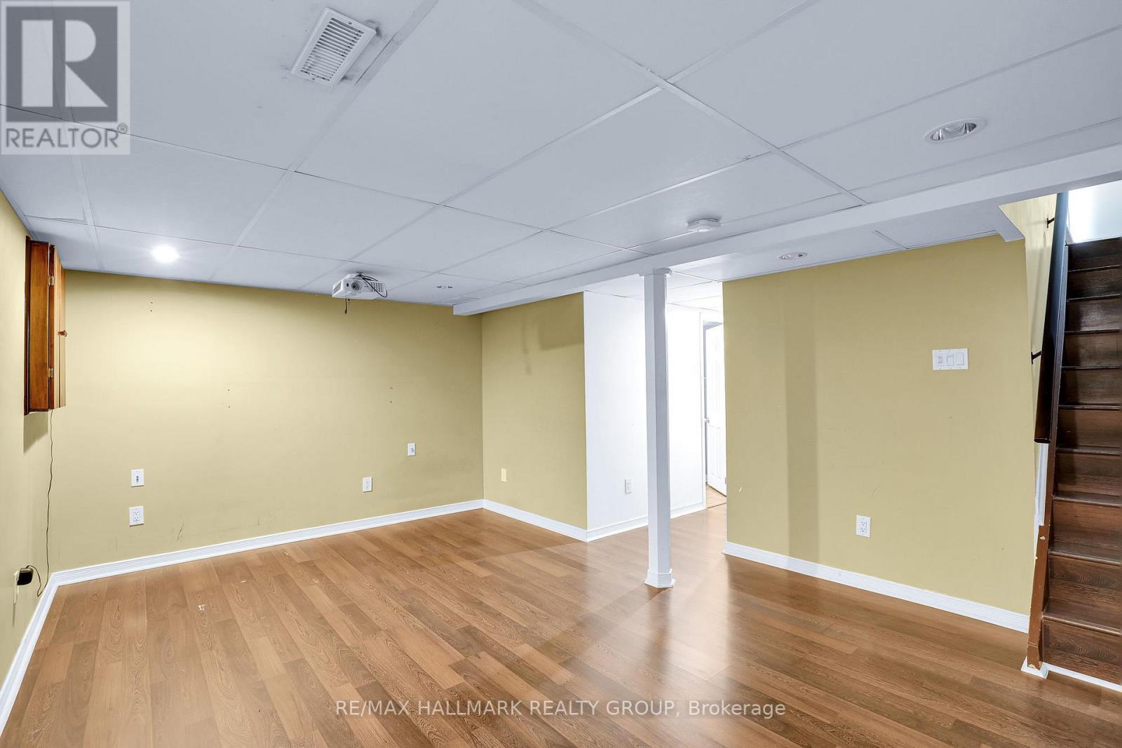 2912 Fairlea Crescent, Ottawa, Ontario  K1V 8T7 - Photo 19 - X13483336