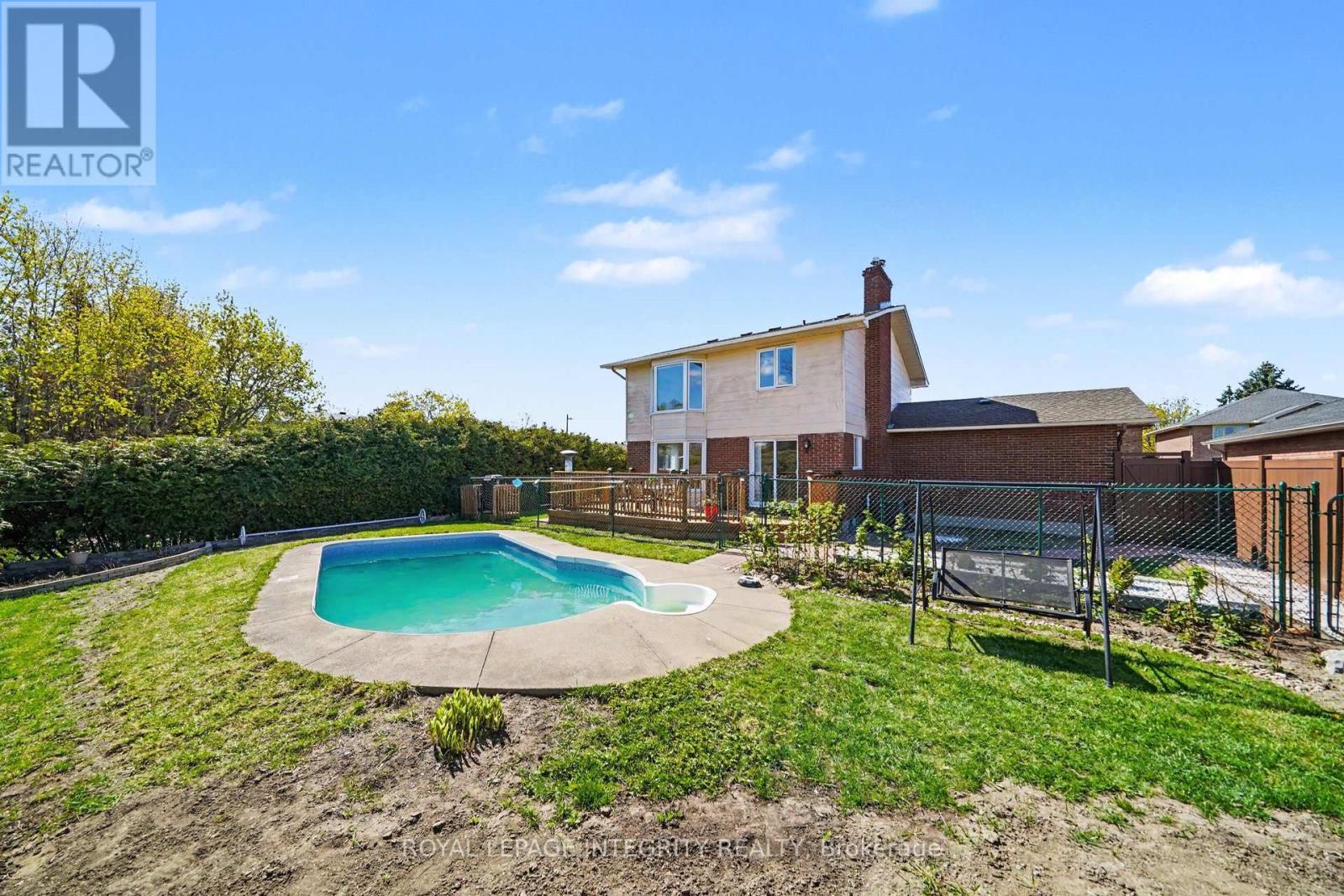 1 Elderwood Trail, Ottawa, Ontario  K2S 1C9 - Photo 33 - X13483434