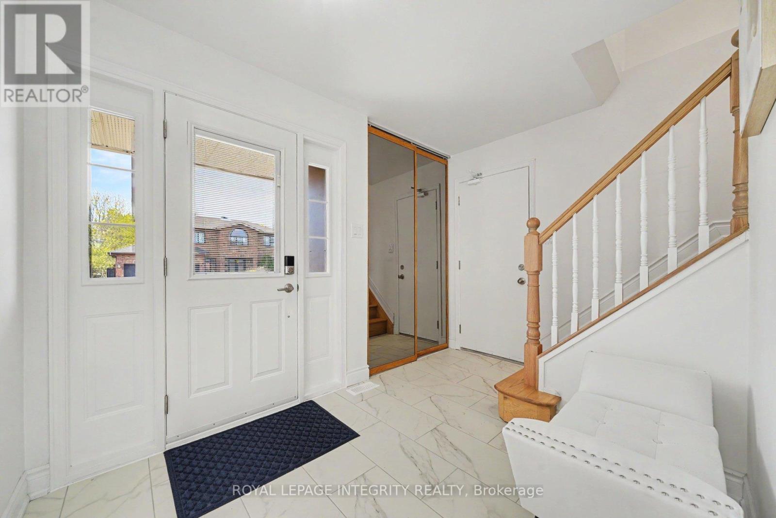 1 Elderwood Trail, Ottawa, Ontario  K2S 1C9 - Photo 4 - X13483434