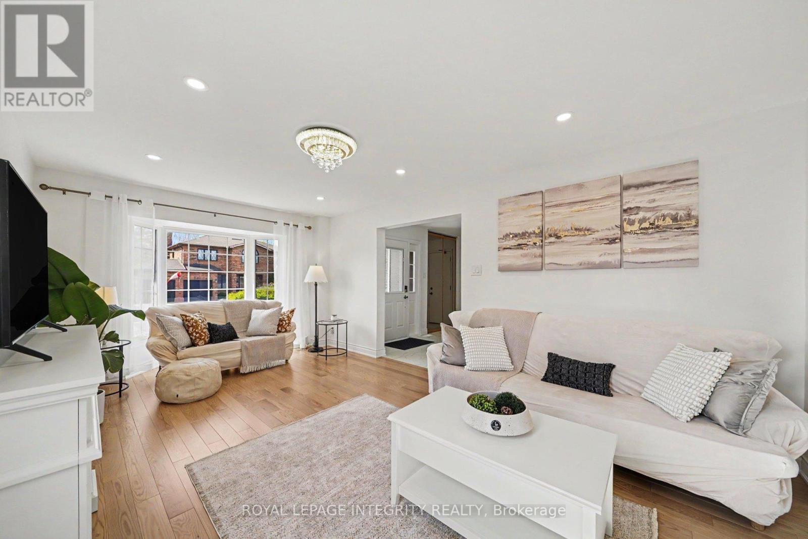1 Elderwood Trail, Ottawa, Ontario  K2S 1C9 - Photo 7 - X13483434