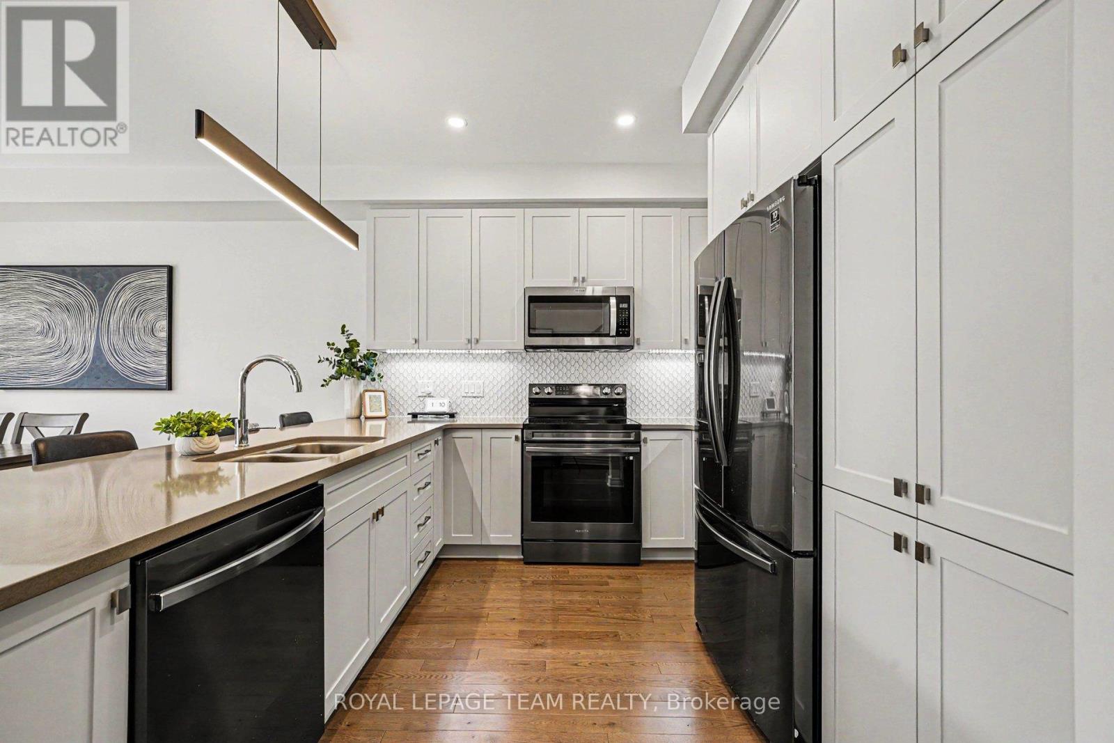 108 Jardiniere Street, Ottawa, Ontario  K2S 2K2 - Photo 11 - X13483488